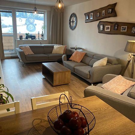 日利纳Apartman Slnecna Terasa S Vlastnym Parkovanim Na 2 Auta公寓 外观 照片